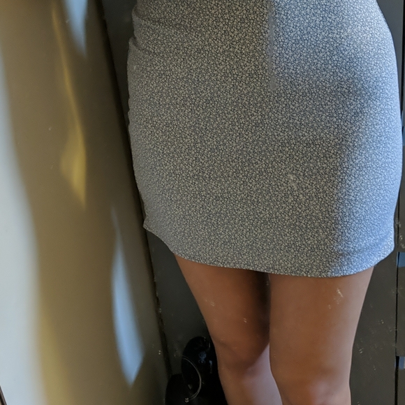 Abercrombie | Twist Front Cutout Mini Dress - Picture 8 of 9